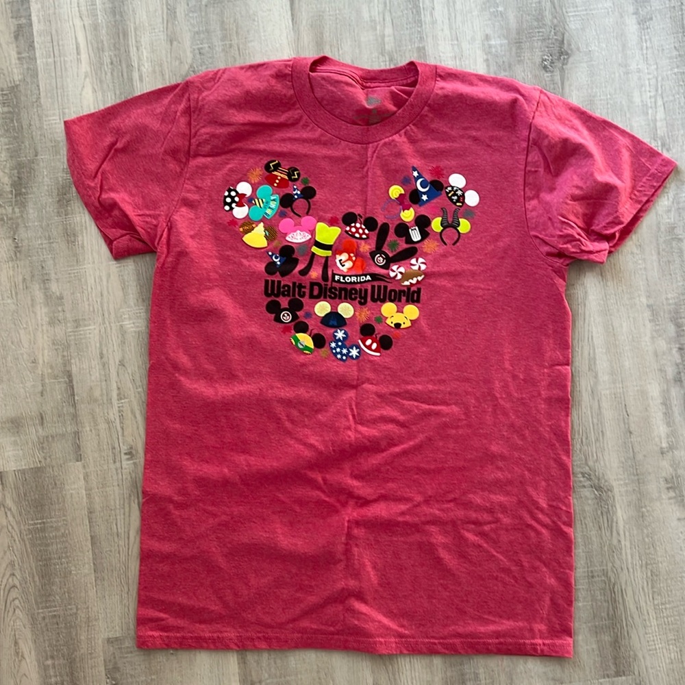 Disney World t-shirt